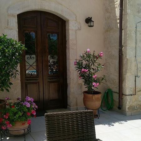 Villa Zefi Elefterna ภายนอก รูปภาพ