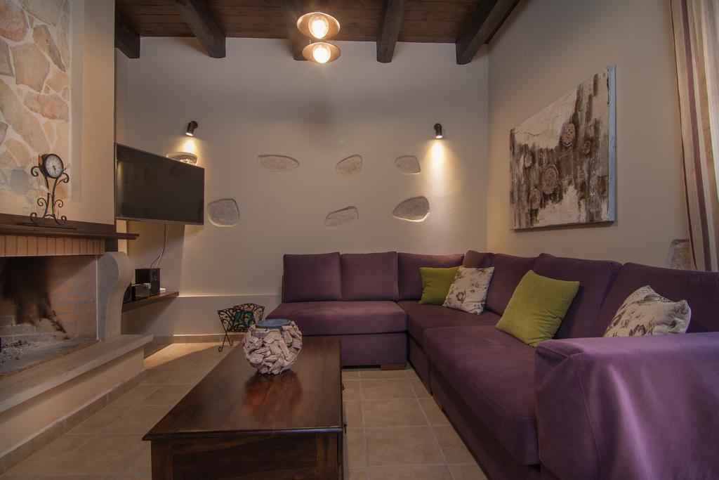Villa Zefi Elefterna ภายนอก รูปภาพ
