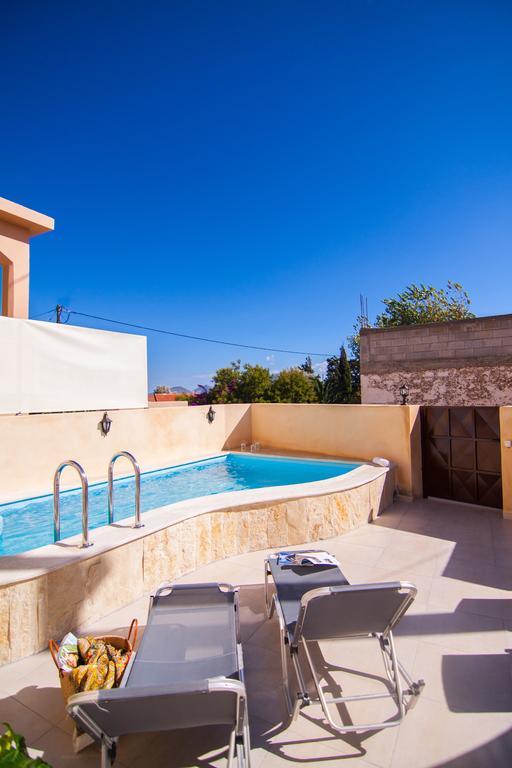 Villa Zefi Elefterna ภายนอก รูปภาพ