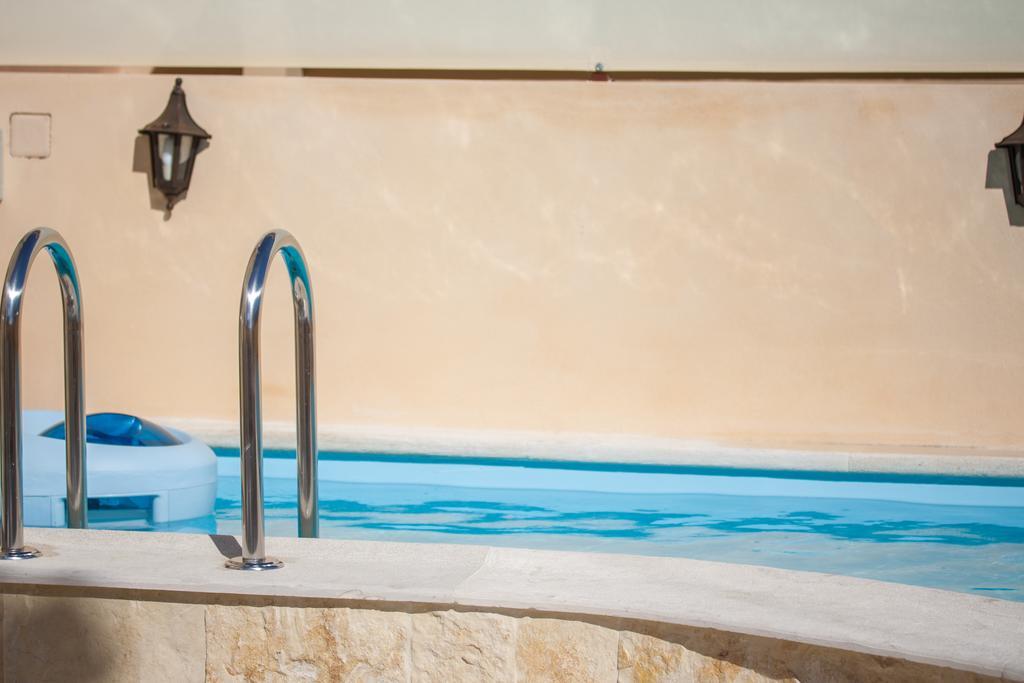 Villa Zefi Elefterna ภายนอก รูปภาพ