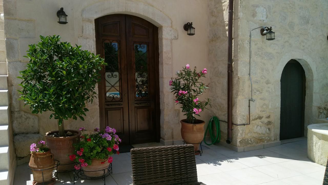 Villa Zefi Elefterna ภายนอก รูปภาพ